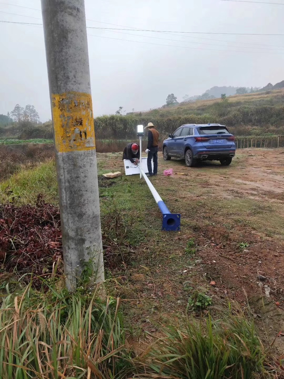 農(nóng)村新裝的太陽(yáng)能路燈